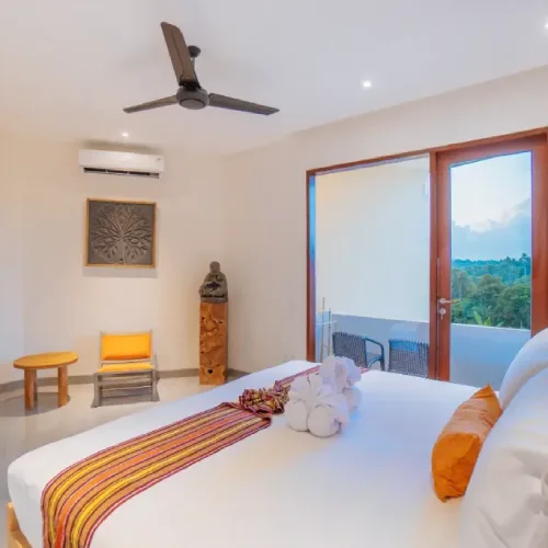 Spacious room with natural view in Bali